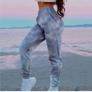 Balance Athletica tie dye sweat pant. Size small
